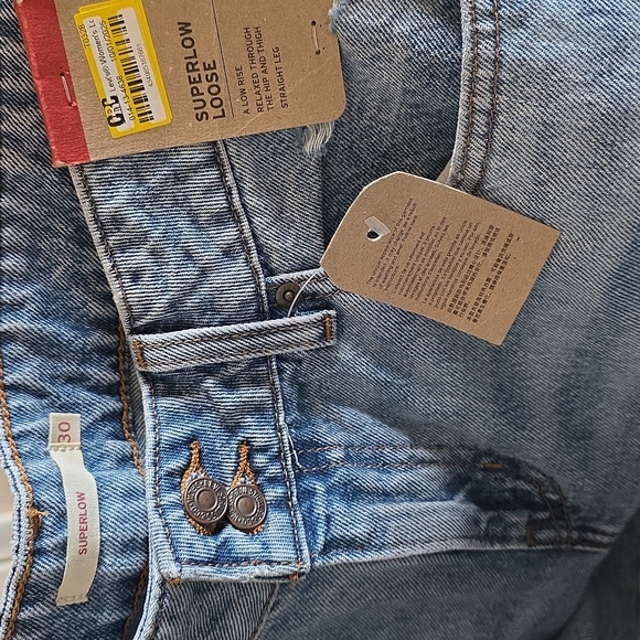 Levi's Women's Superlow Loose Jeans - Table Talk 30 - Picture 5 of 6